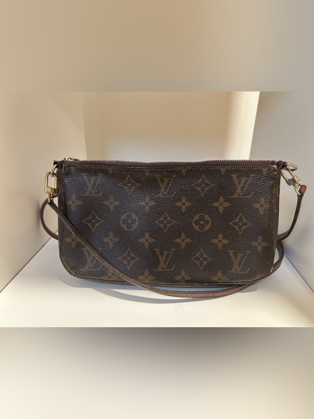 Authentic Louis Vuitton Monogram Pouchette Accessoires